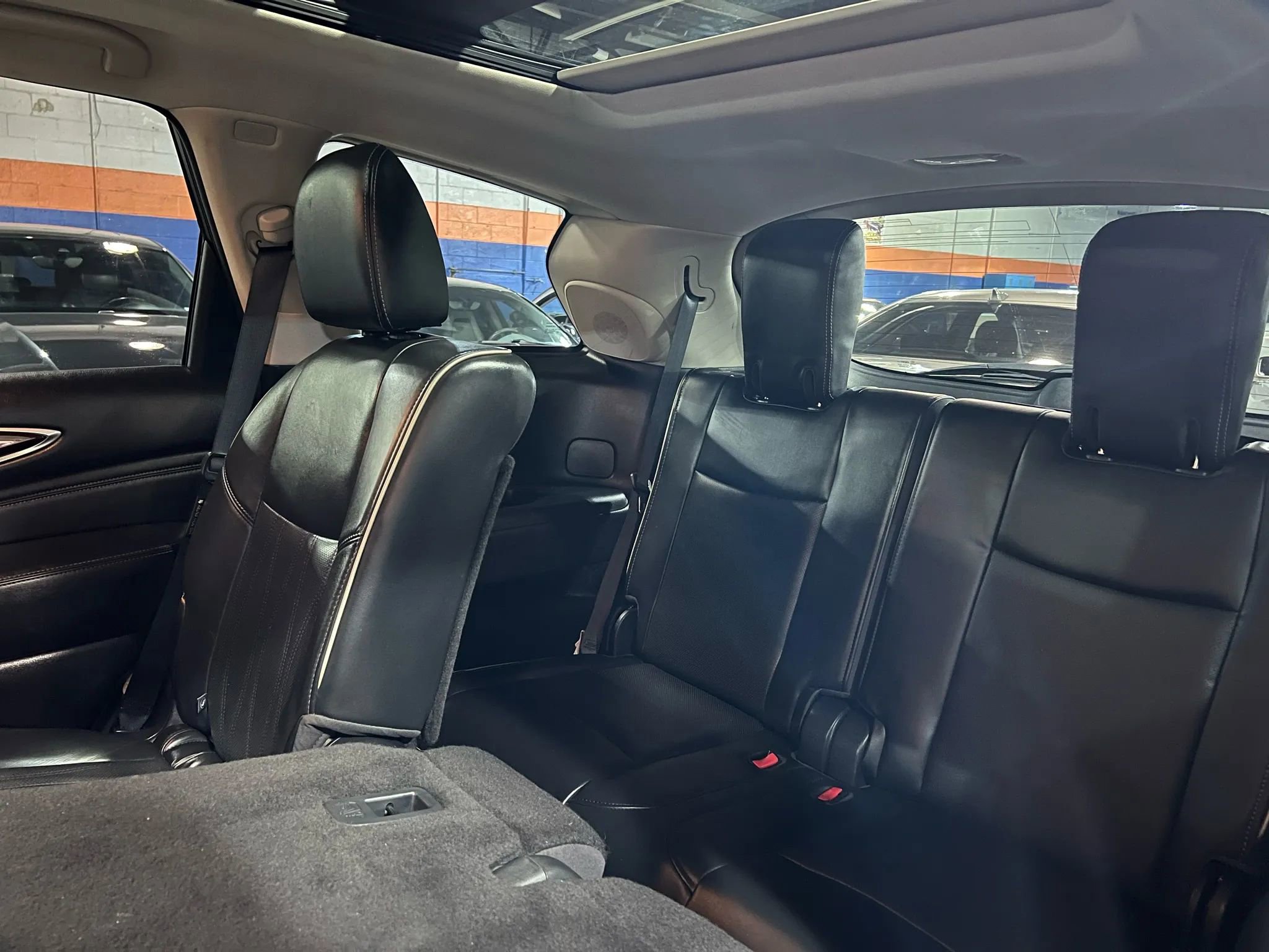 Used 2019 INFINITI QX60 Luxe w/ Sensory Package image 16