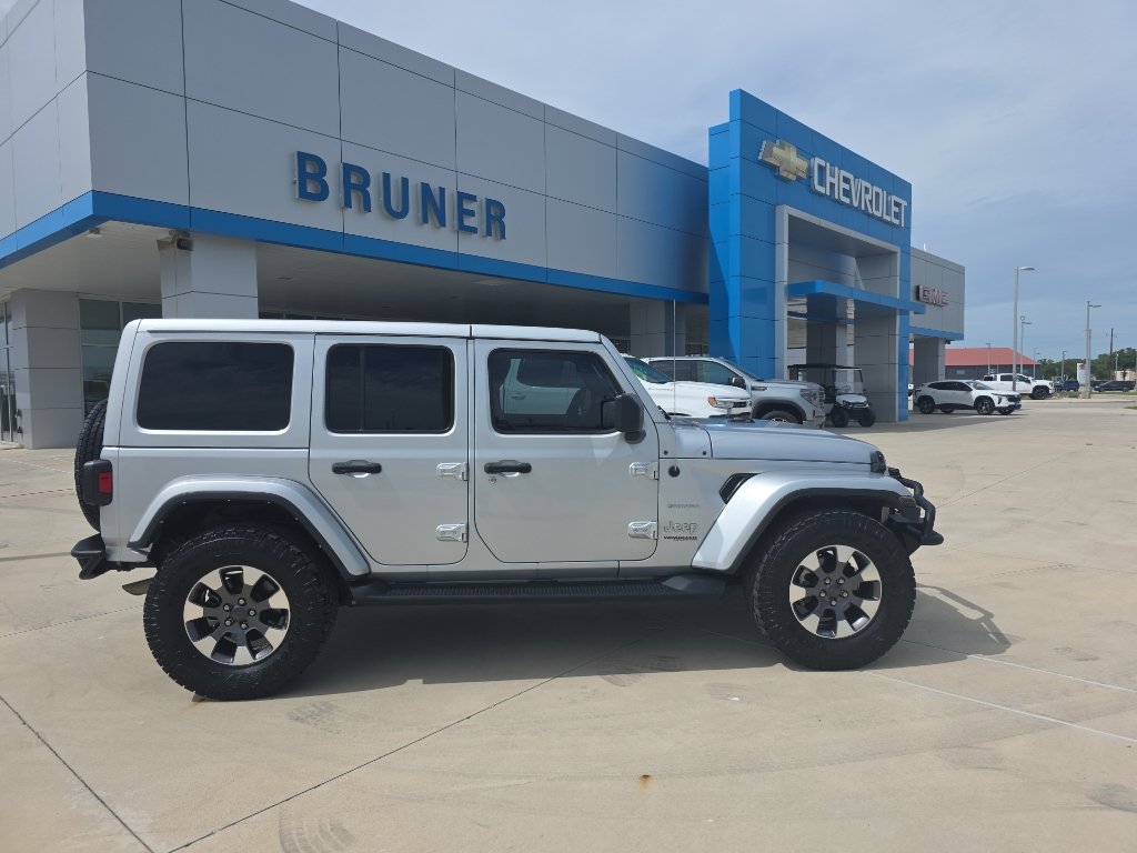 Used 2022 Jeep Wrangler Unlimited Sahara AWD/4WD image 20