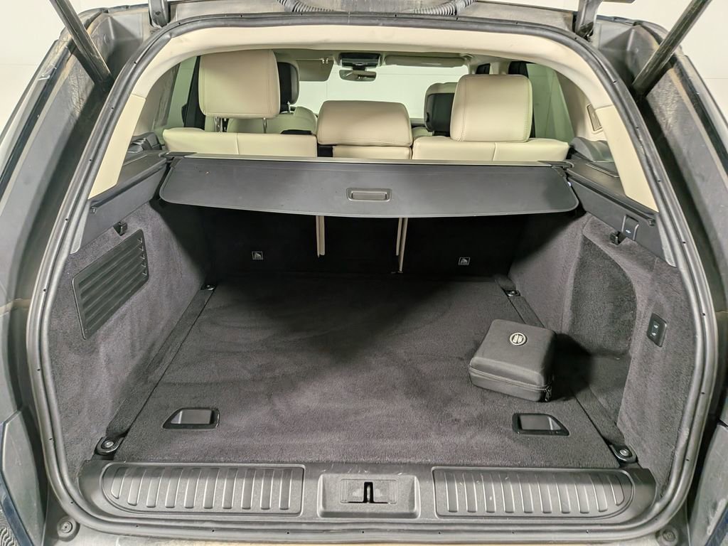 Used 2022 Land Rover Range Rover Sport HSE Dynamic image 10