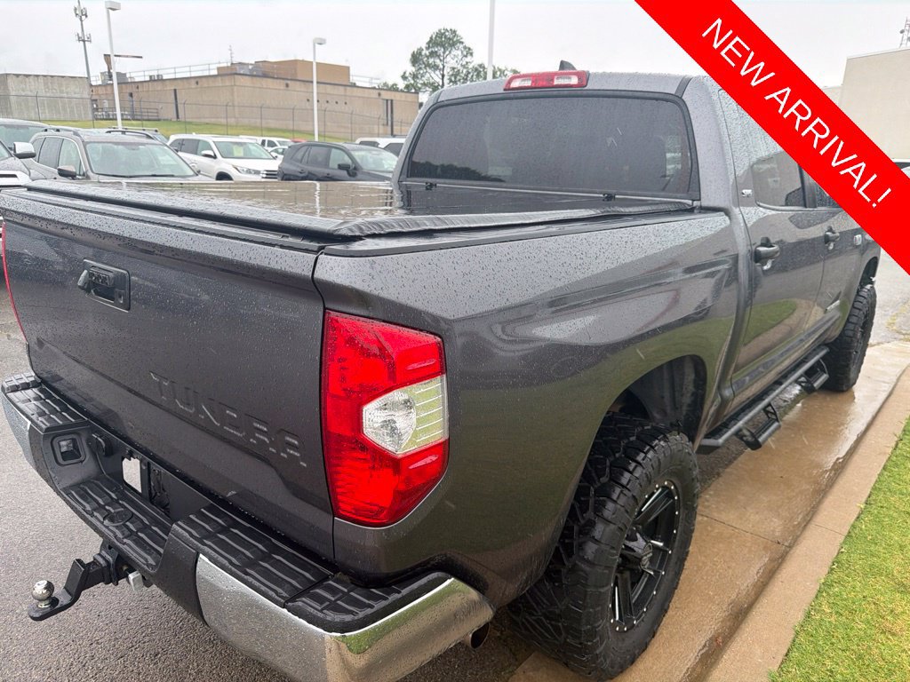 Used 2021 Toyota Tundra SR5 w/ SR5 Upgrade Package RWD image 4