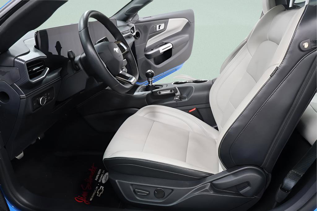 Used 2025 Ford Mustang GT Premium w/ GT Performance Package image 21