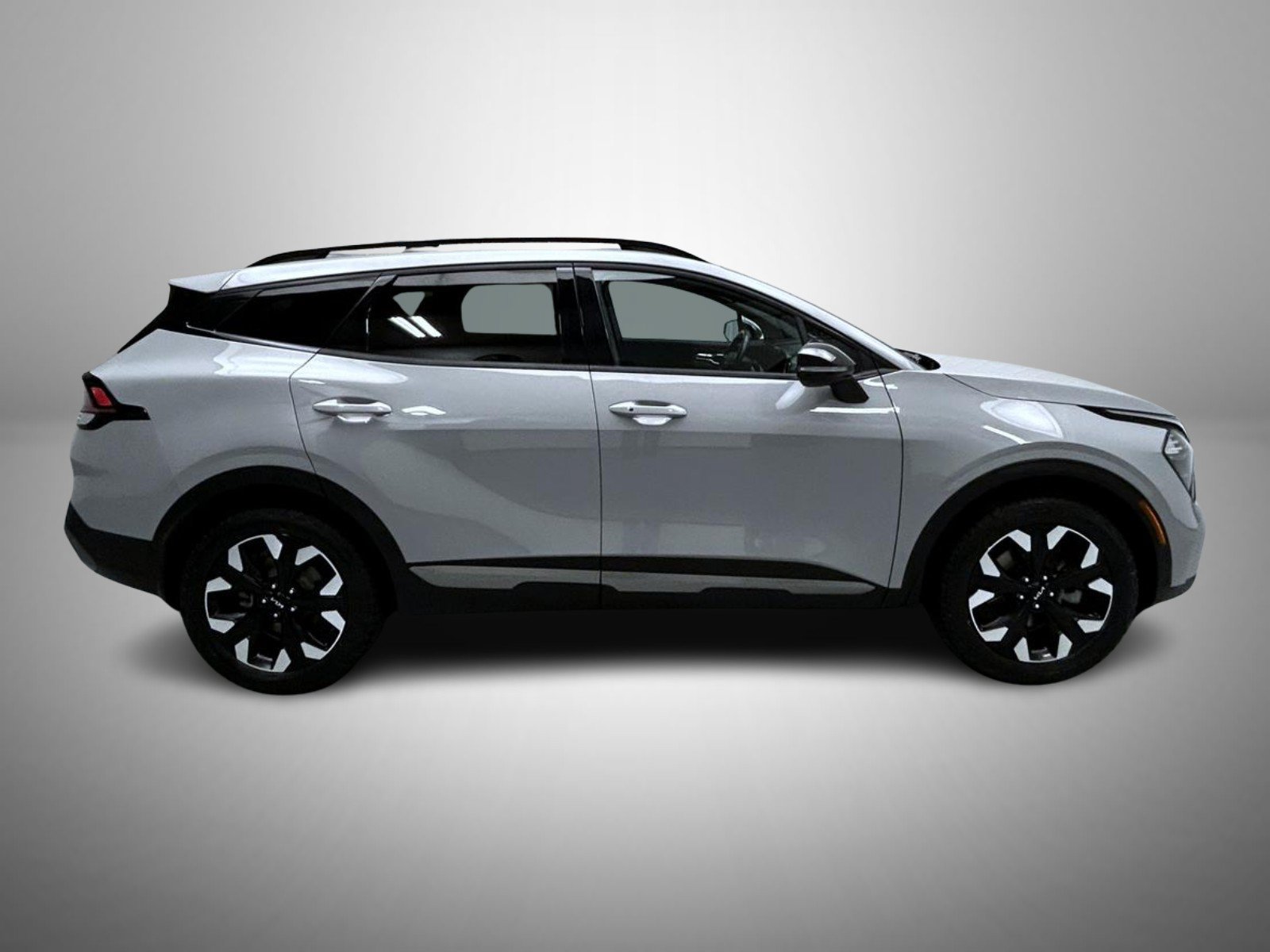 Used 2023 Kia Sportage X-Line w/ X-Line Premium Package AWD/4WD image 4
