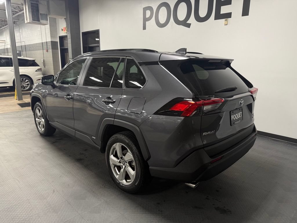Used 2021 Toyota RAV4 XLE Premium AWD/4WD image 6
