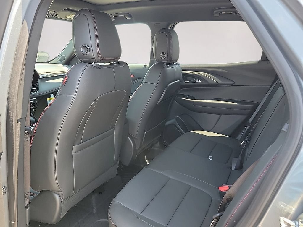 New 2026 Chevrolet TrailBlazer RS w/ Convenience Package FWD image 9