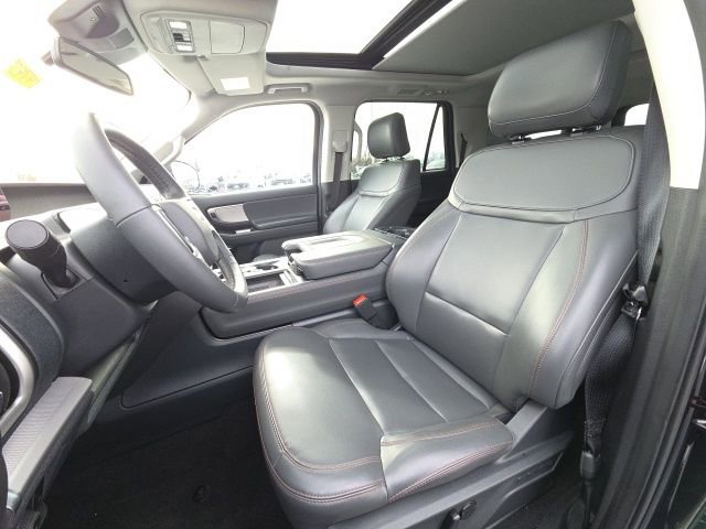 Used 2025 Ford Expedition Max Active image 29