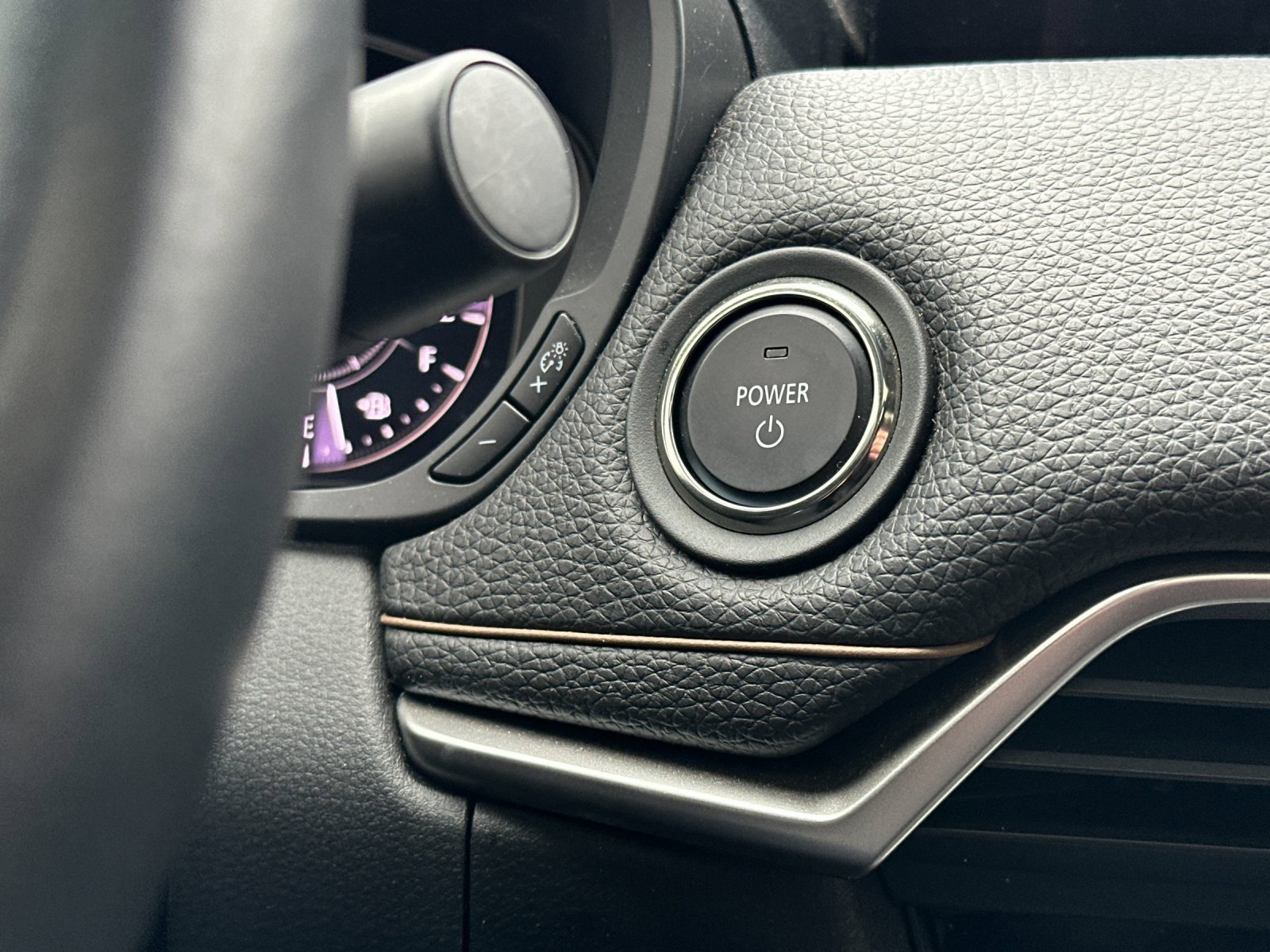 Certified 2025 MAZDA CX-90 Plug-In Hybrid w/Premium Sport image 22