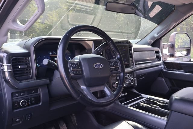Used 2023 Ford F350 Lariat w/ Lariat Ultimate Package AWD/4WD image 10