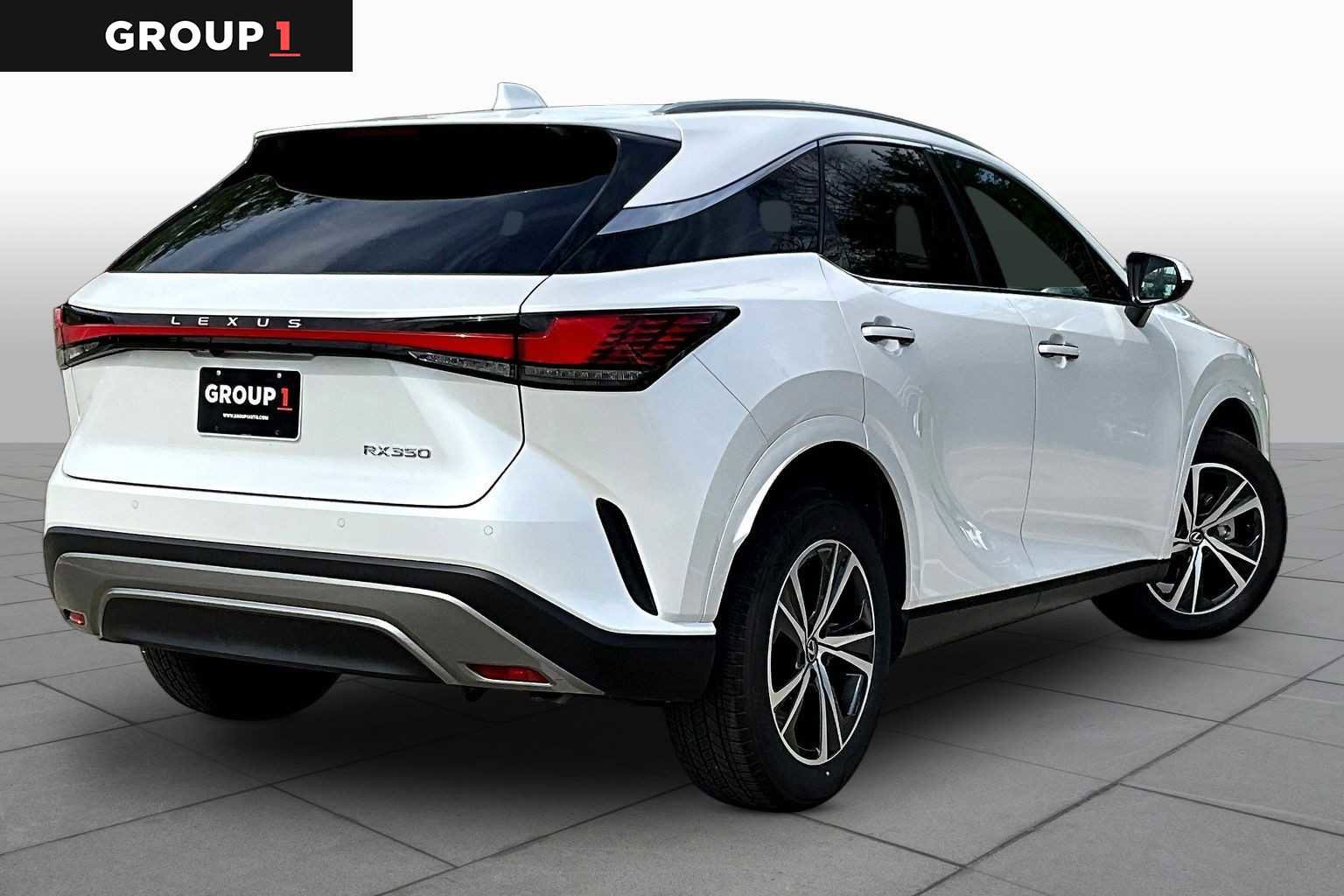 Used 2025 Lexus RX 350 Premium w/ Accessory Package (Z1) image 11