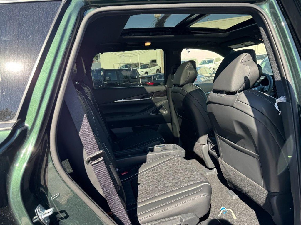 New 2026 INFINITI QX60 Autograph w/ Dark Cargo Package image 5