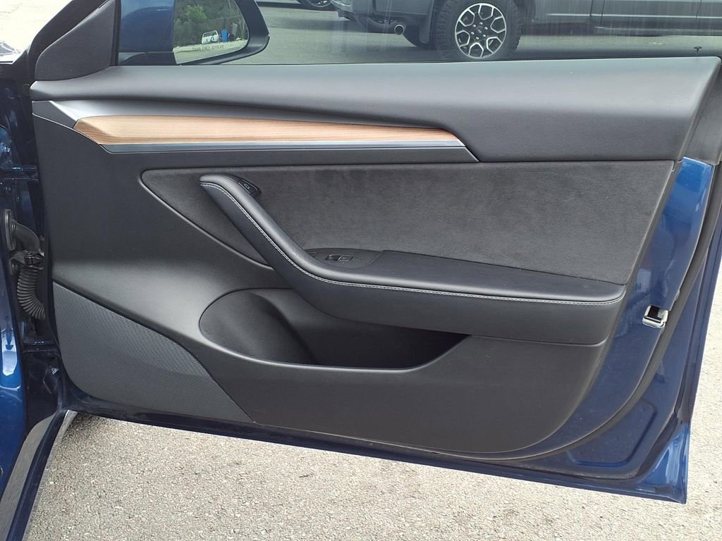 Used 2022 Tesla Model 3 Long Range image 12