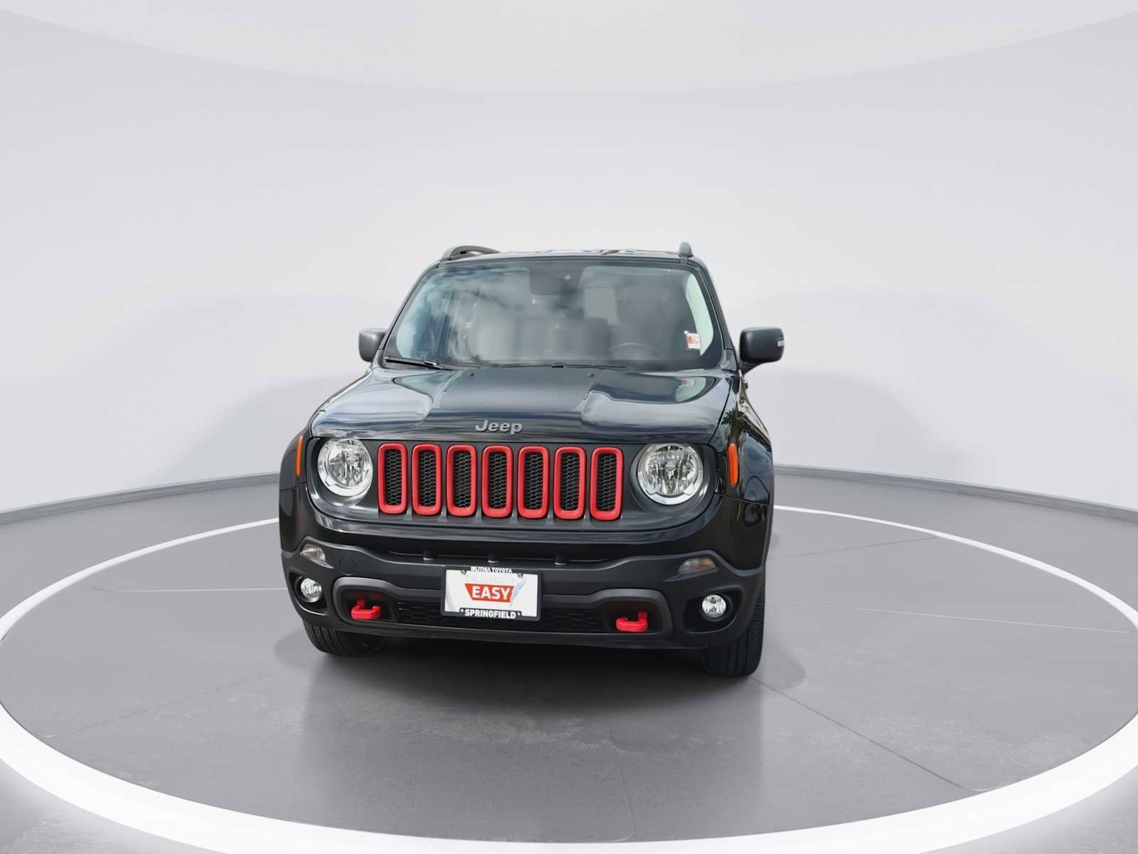 Used 2015 Jeep Renegade Trailhawk w/ Popular Equipment Group AWD/4WD image 3