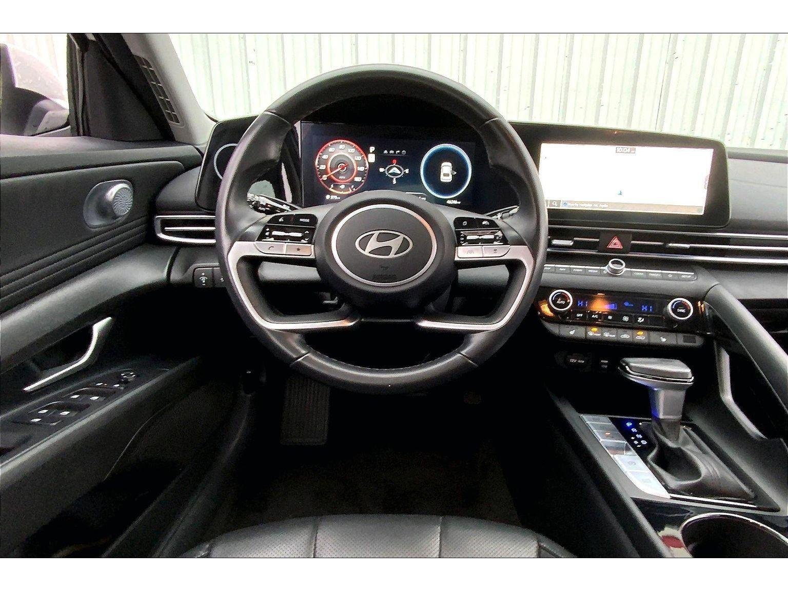Used 2024 Hyundai Elantra Limited image 5