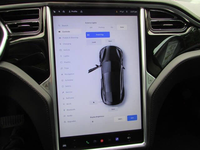 Used 2013 Tesla Model S Long Range RWD image 16