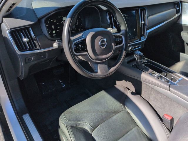 Used 2018 Volvo V90 T6 Cross Country w/ Convenience Package AWD/4WD image 12