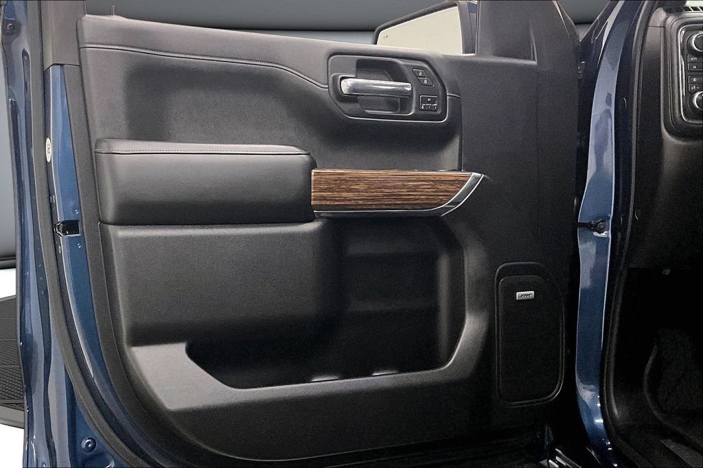 Used 2019 Chevrolet Silverado 1500 High Country AWD/4WD image 21