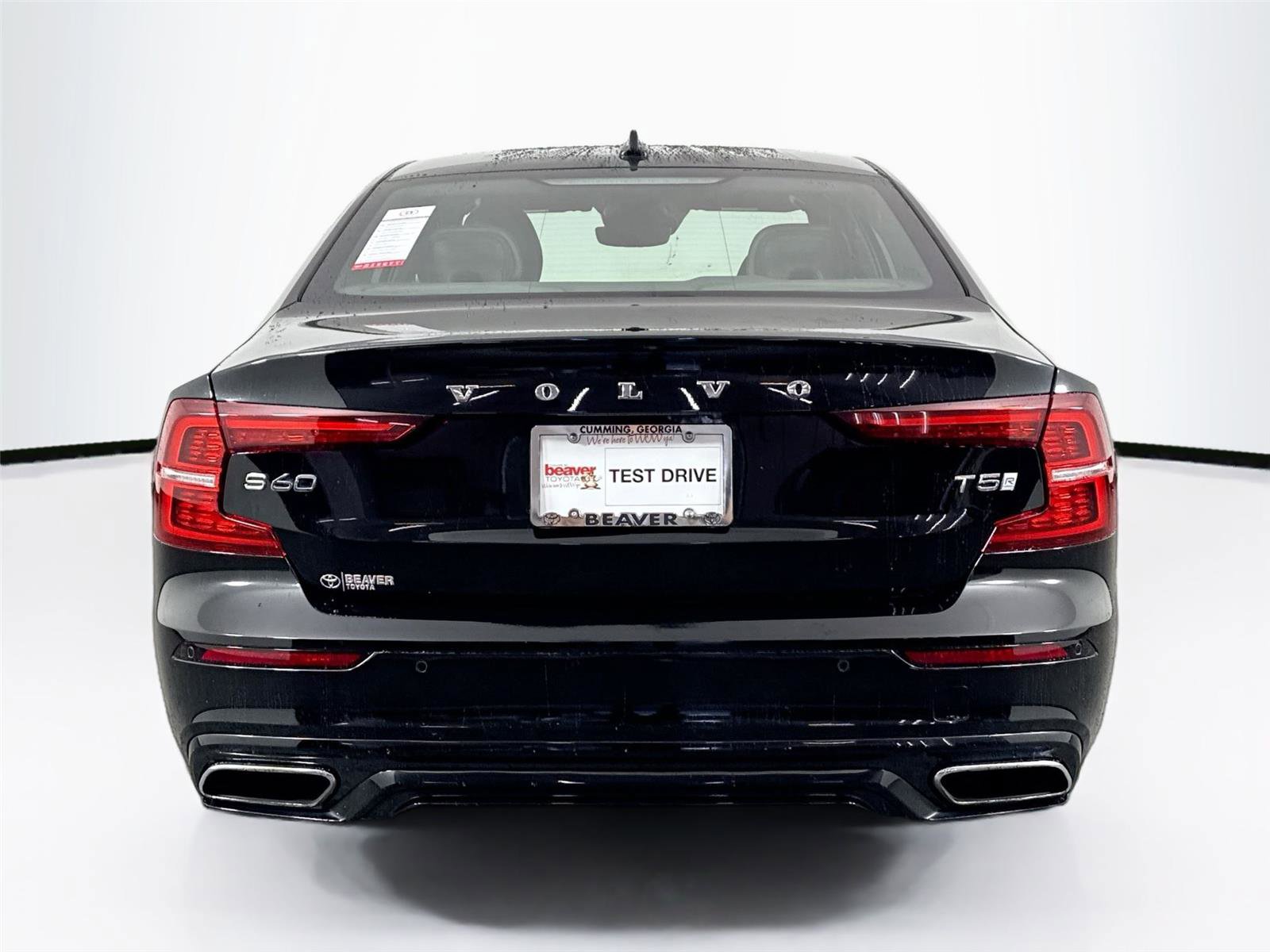 Used 2019 Volvo S60 T5 R-Design image 12