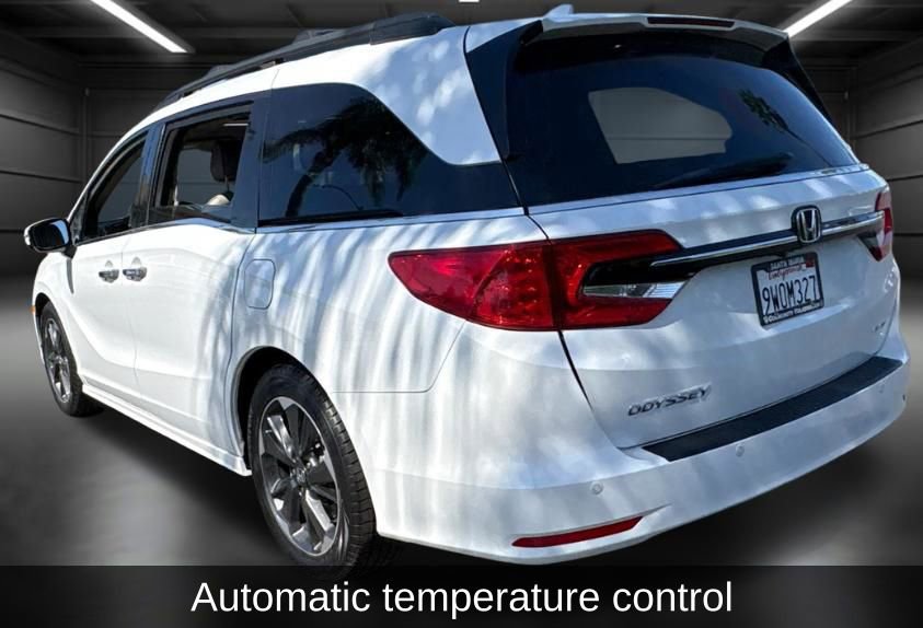 Used 2022 Honda Odyssey Elite image 7