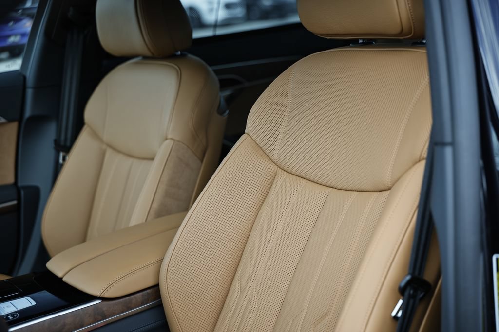 New 2026 Audi A8 L 3.0T AWD/4WD image 21