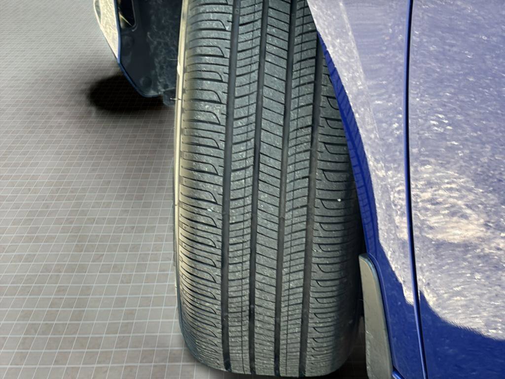 Certified 2025 Hyundai Elantra SE image 11