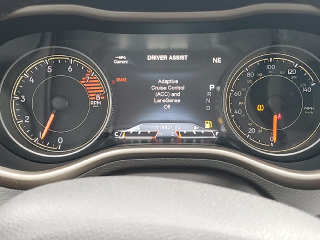 Used 2016 Jeep Cherokee Trailhawk w/ Leather Interior Group AWD/4WD image 20