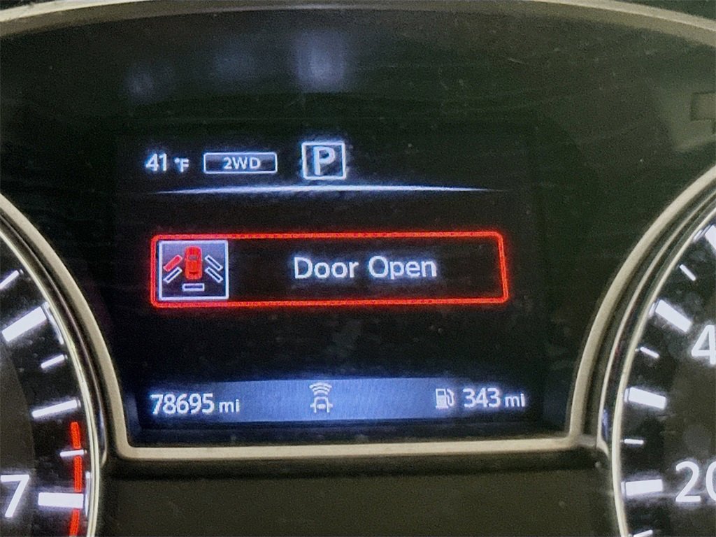 Used 2020 Nissan Pathfinder SL image 10