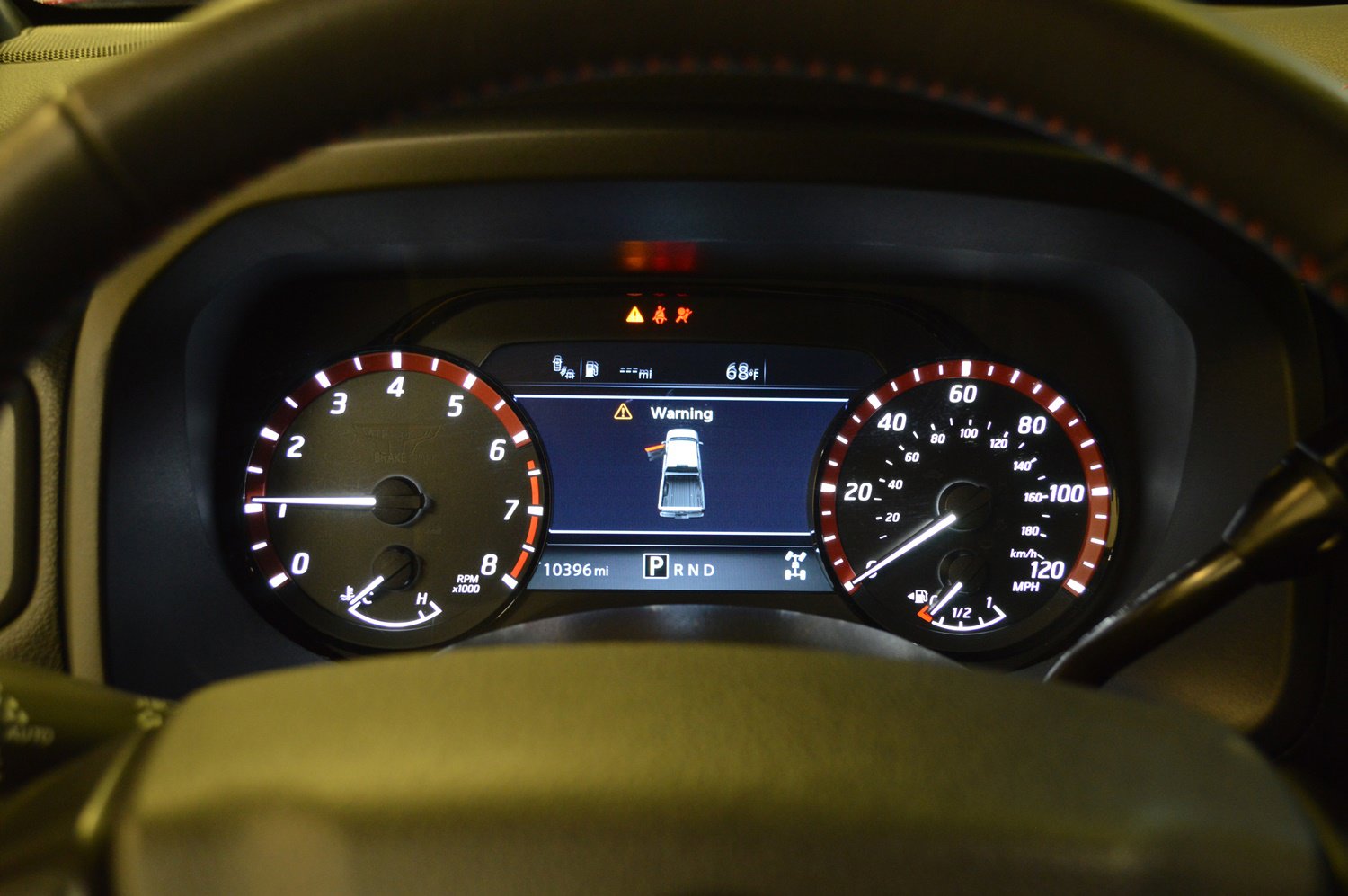 Used 2024 Nissan Titan PRO-4X w/ Pro-4x Convenience Package image 17