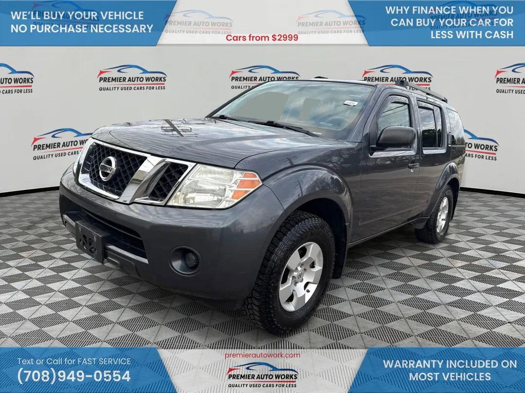 Used 2011 Nissan Pathfinder S image 1