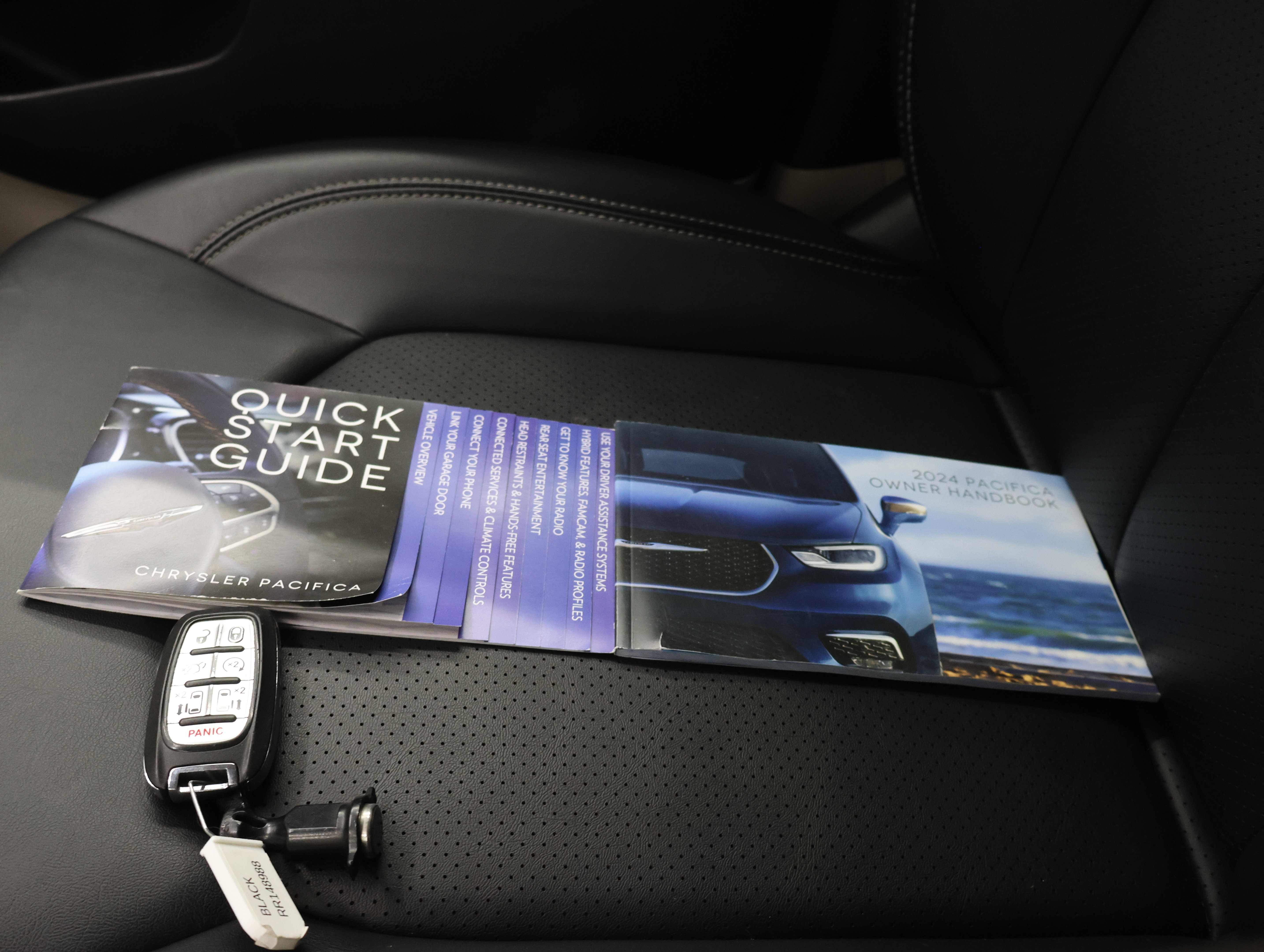 Used 2024 Chrysler Pacifica Touring-L FWD image 63