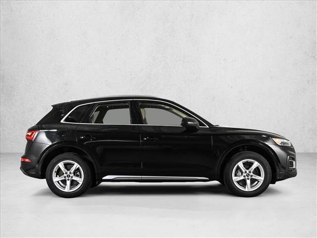 Certified 2023 Audi Q5 2.0T Premium w/ Convenience Package AWD/4WD image 4
