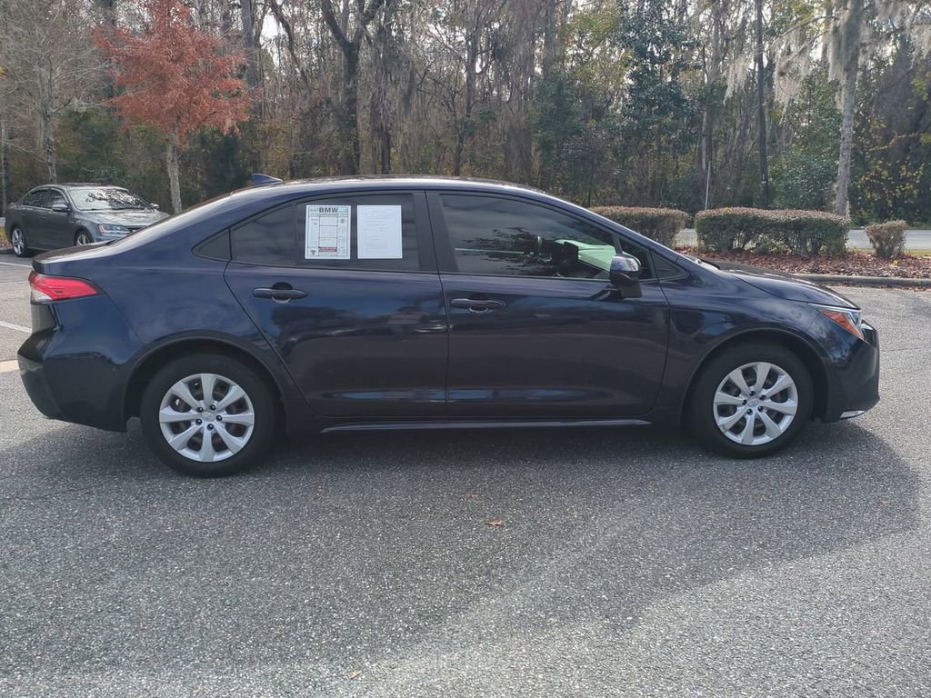 Used 2023 Toyota Corolla LE image 4