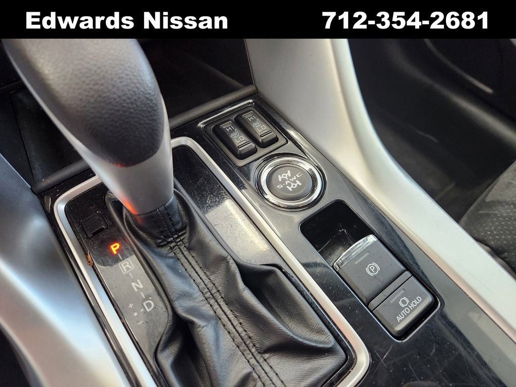 Used 2024 Mitsubishi Eclipse Cross SE image 32