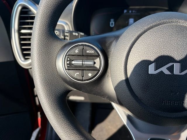 Certified 2023 Kia Soul LX w/ LX Technology Package image 9