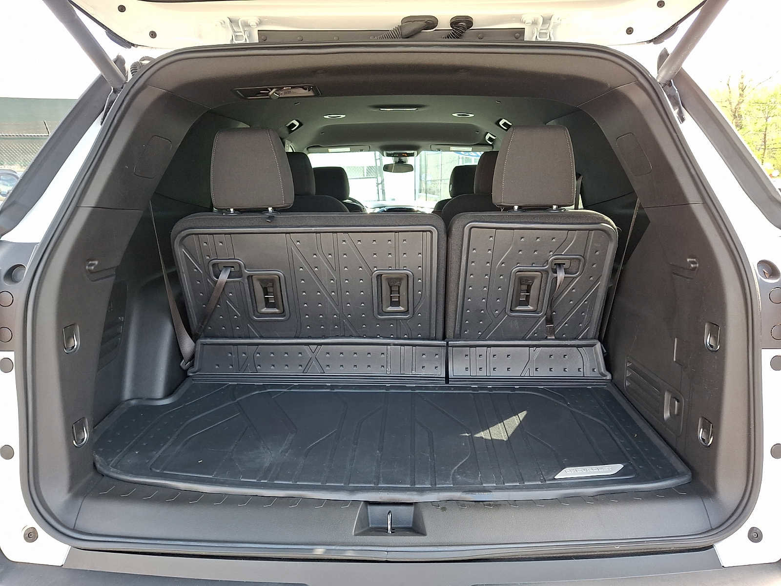 Used 2023 Chevrolet Traverse LT w/ LPO, Floor Liner Package AWD/4WD image 27