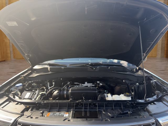 Used 2022 Ford Explorer XLT w/ Equipment Group 202A AWD/4WD image 23