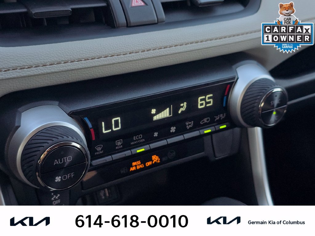 Used 2025 Toyota RAV4 XLE AWD/4WD image 30
