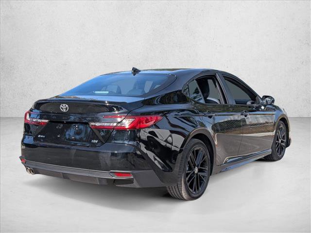 Used 2025 Toyota Camry SE image 5