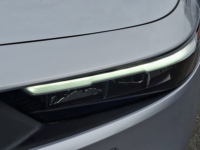 Certified 2025 Honda Accord EX-L image 9