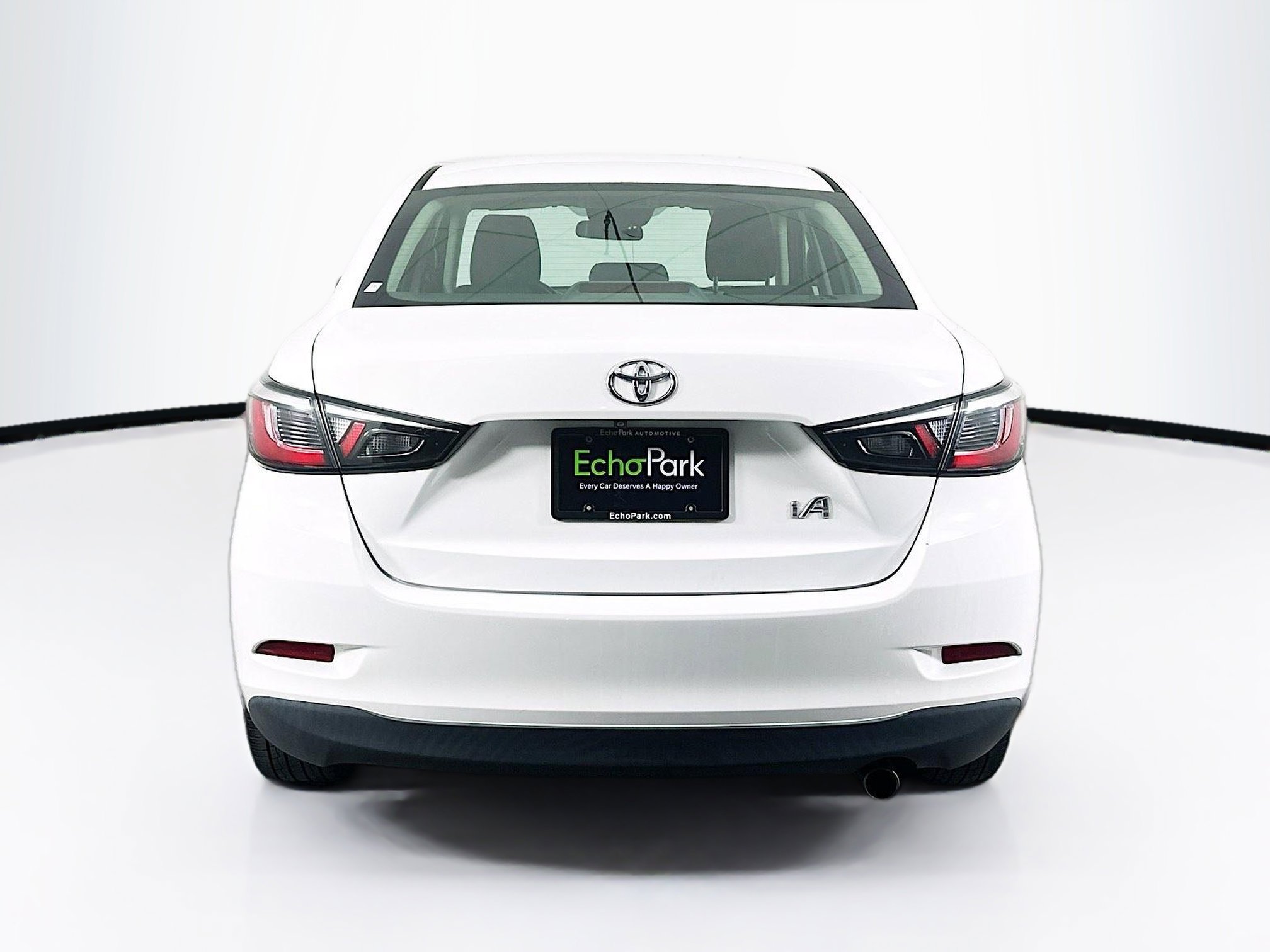 Used 2018 Toyota Yaris iA FWD image 7