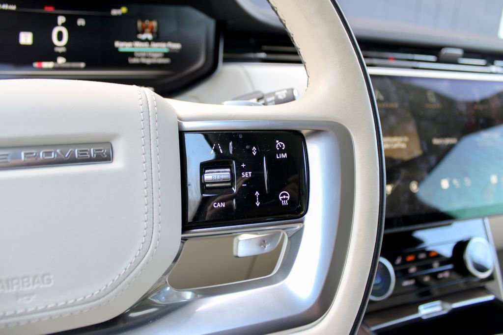 Used 2023 Land Rover Range Rover Long Wheelbase Autobiography image 13
