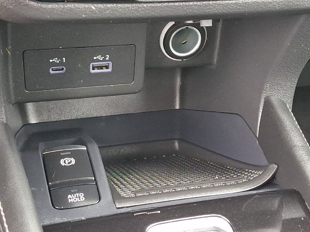 Certified 2023 Nissan Kicks SR w/ SR Premium Package FWD image 25