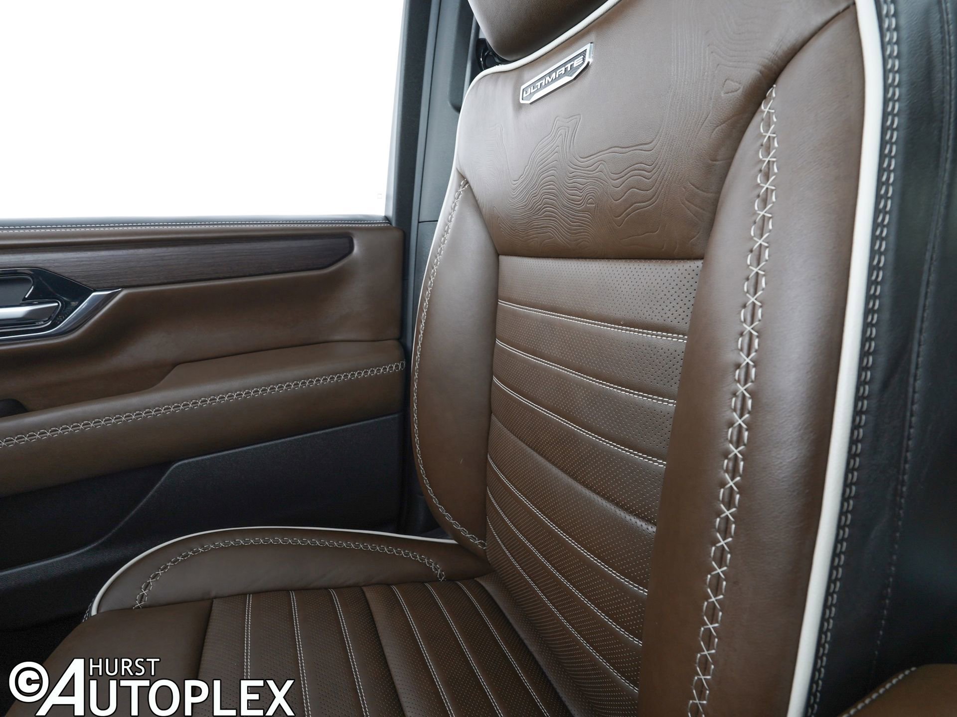 Used 2026 GMC Yukon Denali Ultimate image 32