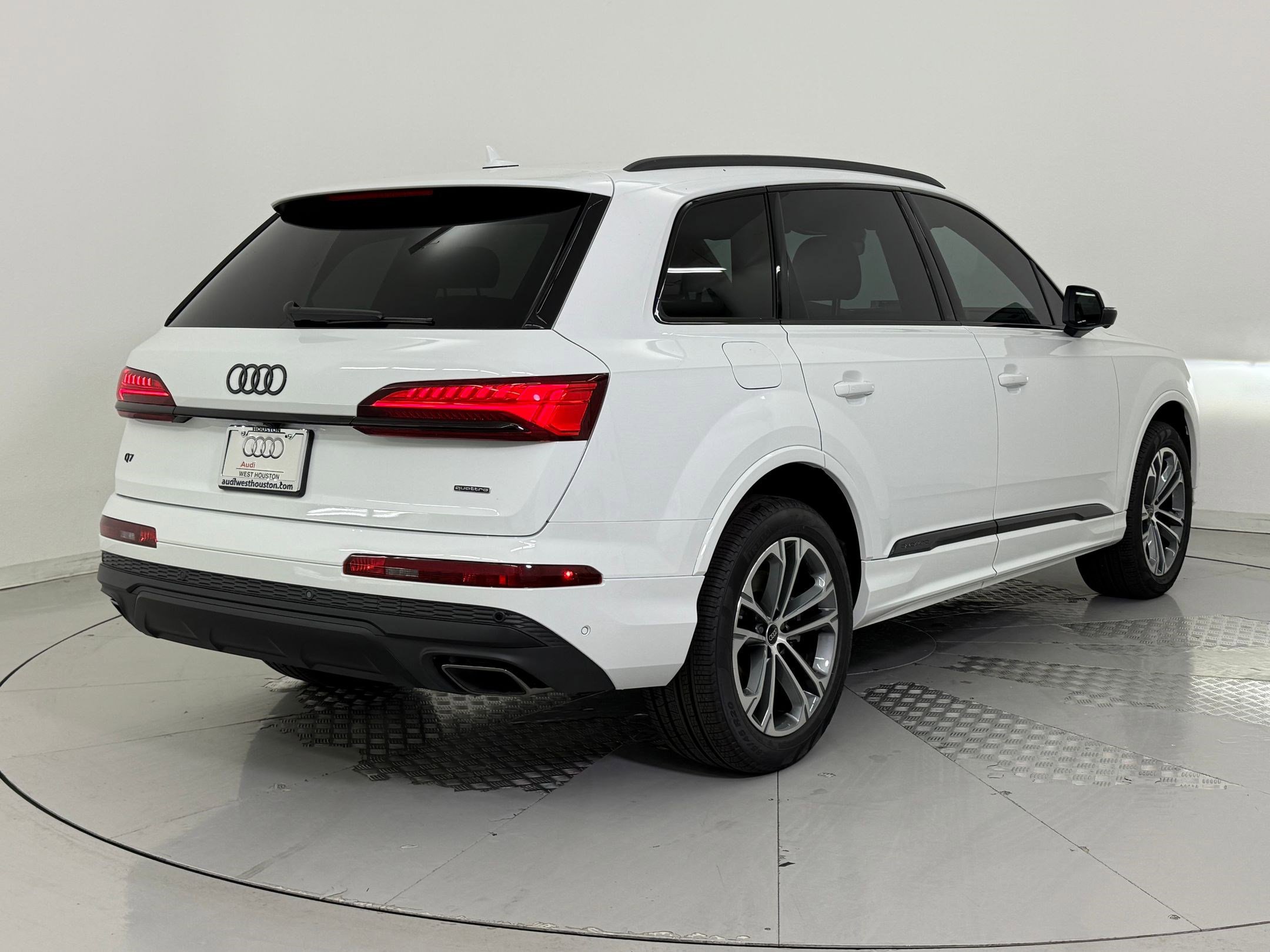 New 2026 Audi Q7 3.0T Premium w/ Convenience Plus Package AWD/4WD image 9