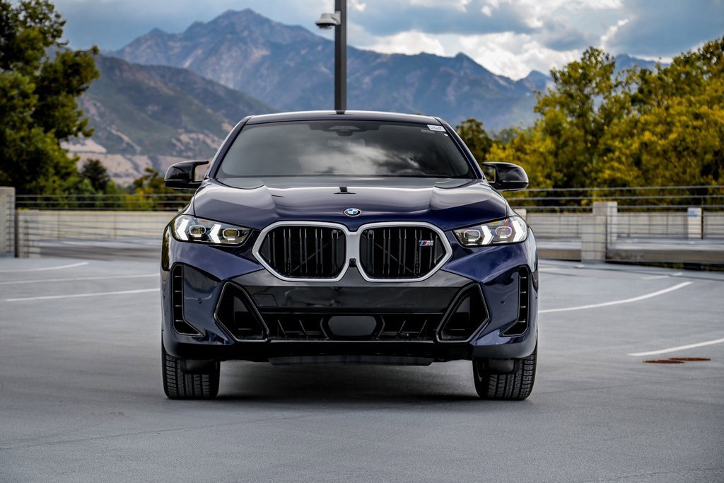 New 2026 BMW X6 M60i image 8