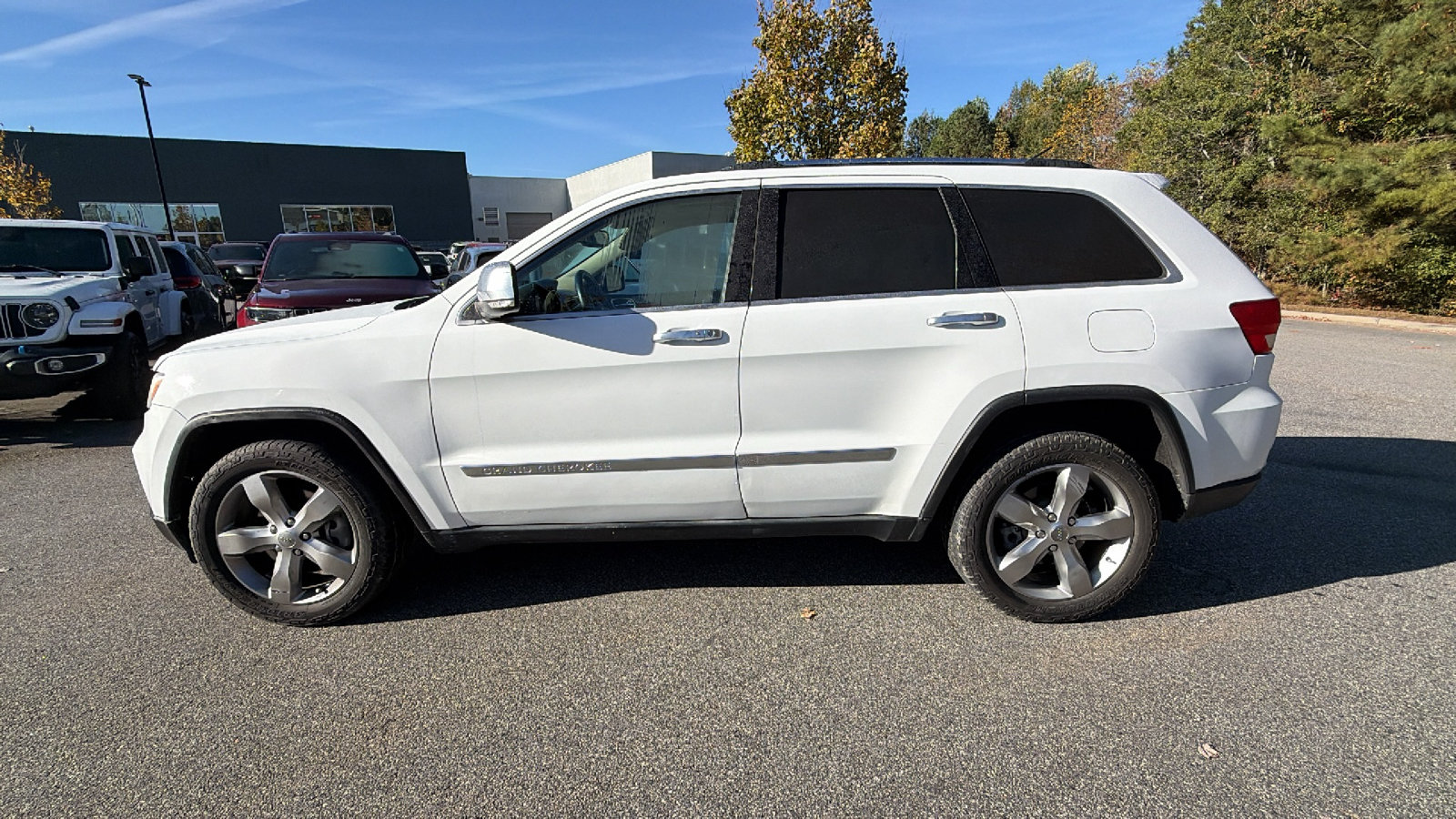 Used 2013 Jeep Grand Cherokee Limited AWD/4WD image 11