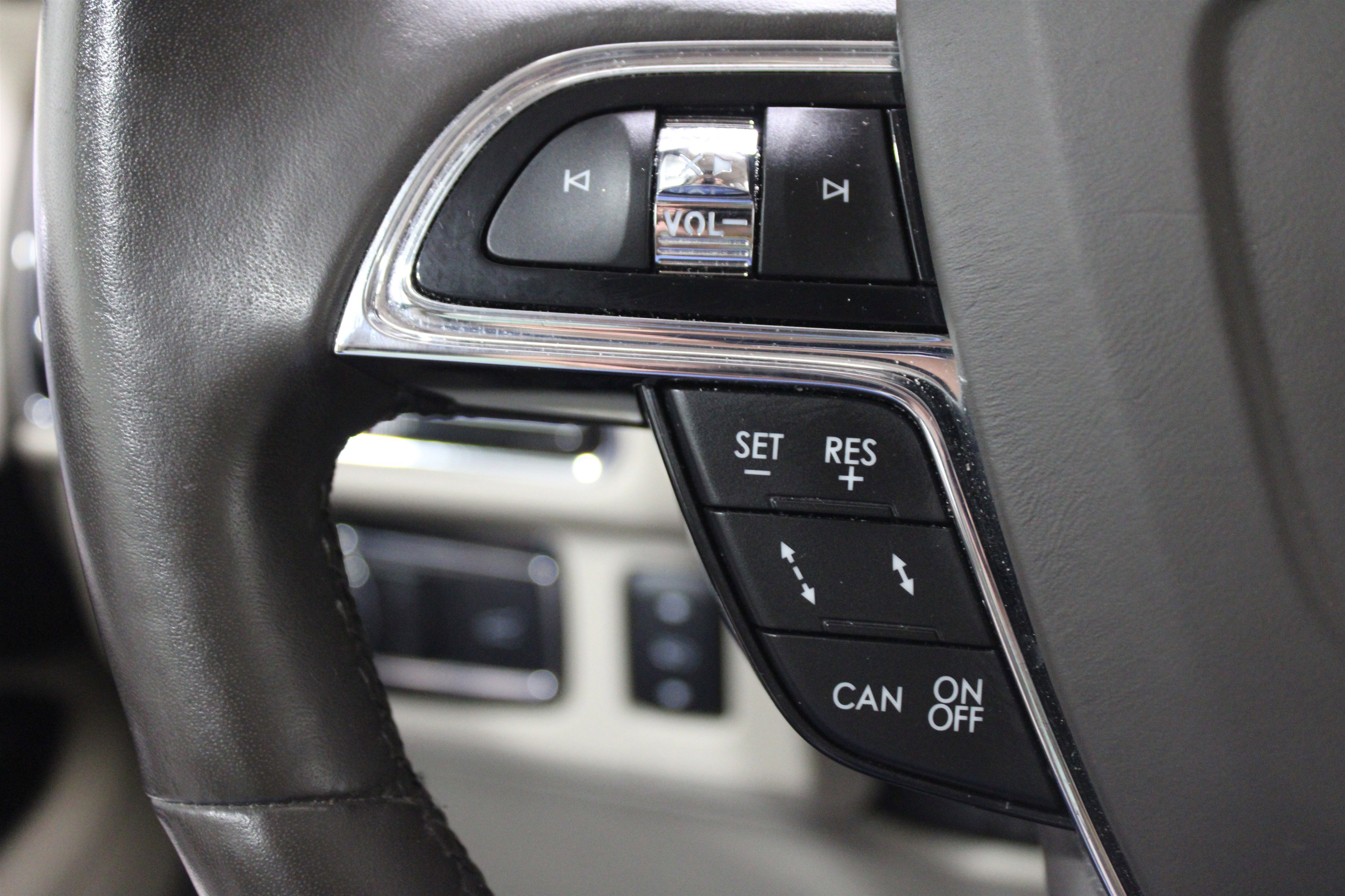 Used 2021 Lincoln Navigator Reserve w/ Luxury Package AWD/4WD image 9