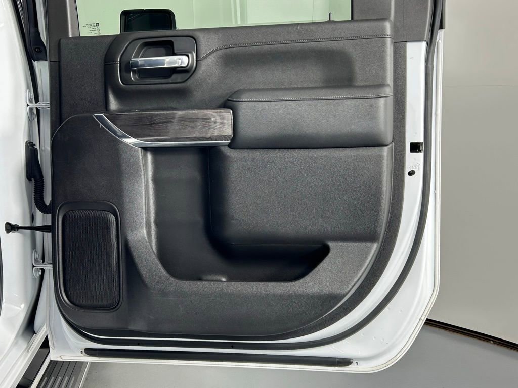 Used 2023 Chevrolet Silverado 2500 LTZ w/ LTZ Convenience Package image 13