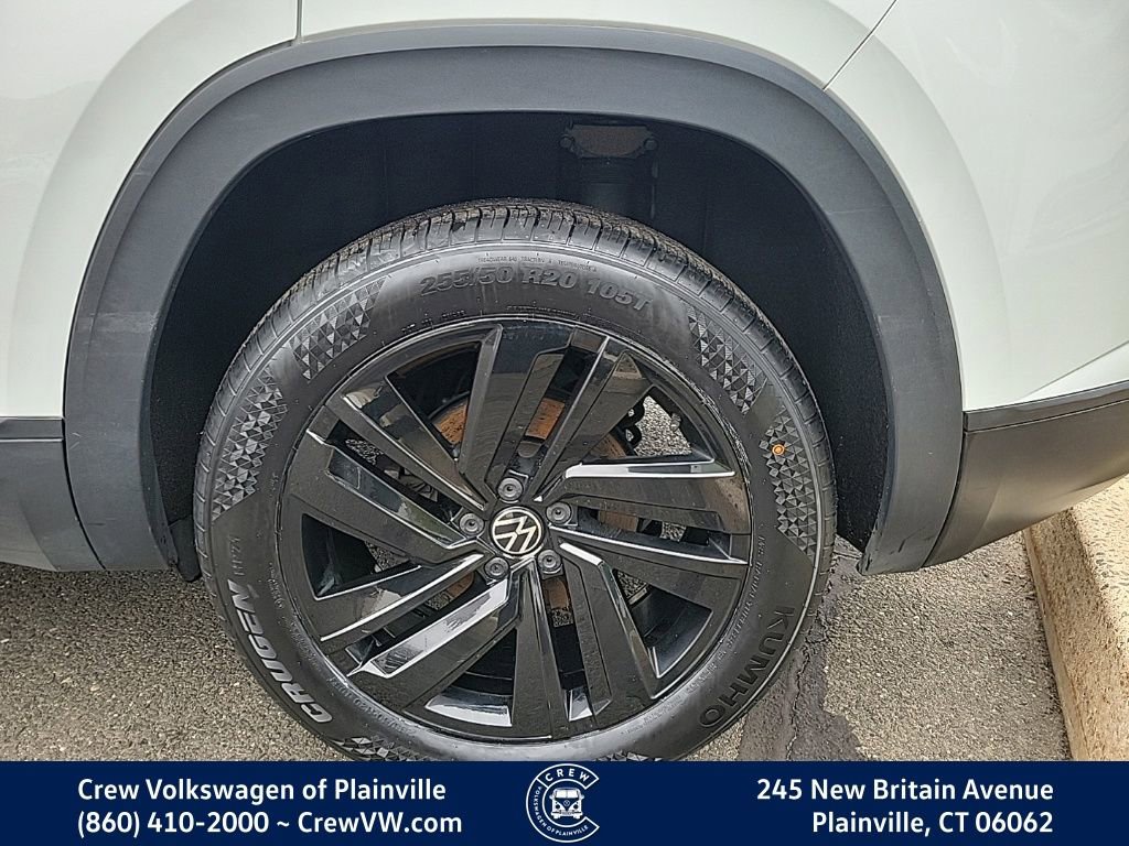 Certified 2022 Volkswagen Atlas Cross Sport SE w/ Panoramic Sunroof Package image 19