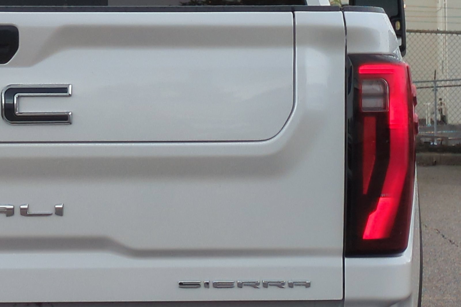 Used 2025 GMC Sierra 2500 Denali Ultimate AWD/4WD image 48