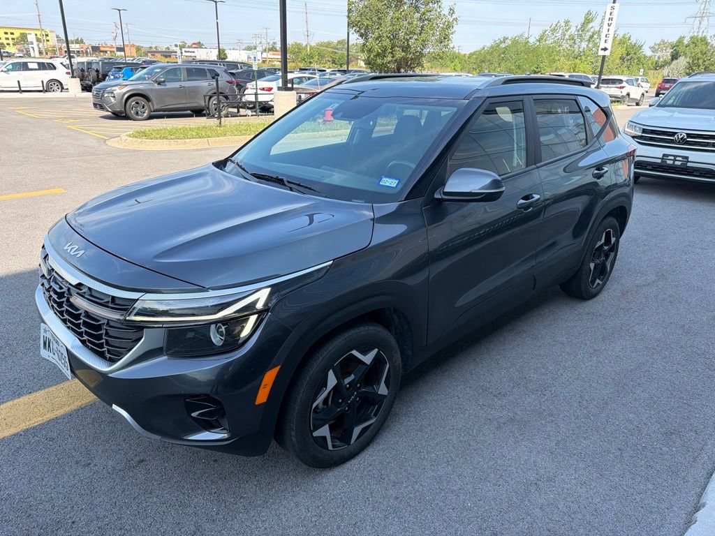 Used 2025 Kia Seltos S FWD image 3