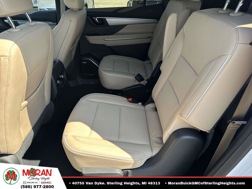 Certified 2025 Buick Enclave Preferred w/ Power Package FWD image 12
